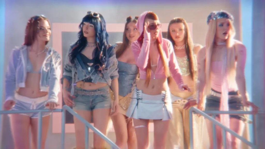 Toz Pembe Lyrics manifest